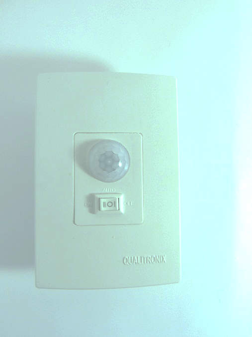 Sensor-de-Presenca-Microcontrolado-180º-c--Fotocelula-e-Chave-Qualitronix-1770101