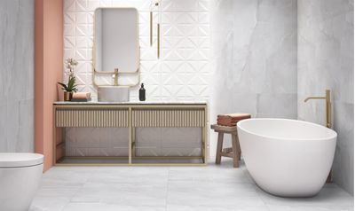 Porcelanato-brilhante-esmaltado-essencial-618x618cm-RGP0018-bege-Embramaco-2360578