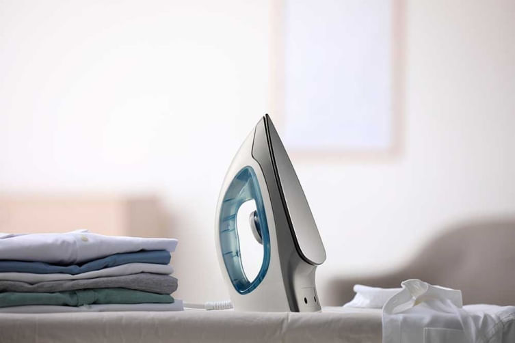 Ferro De Passar Iron Force 950W 220V Elgin