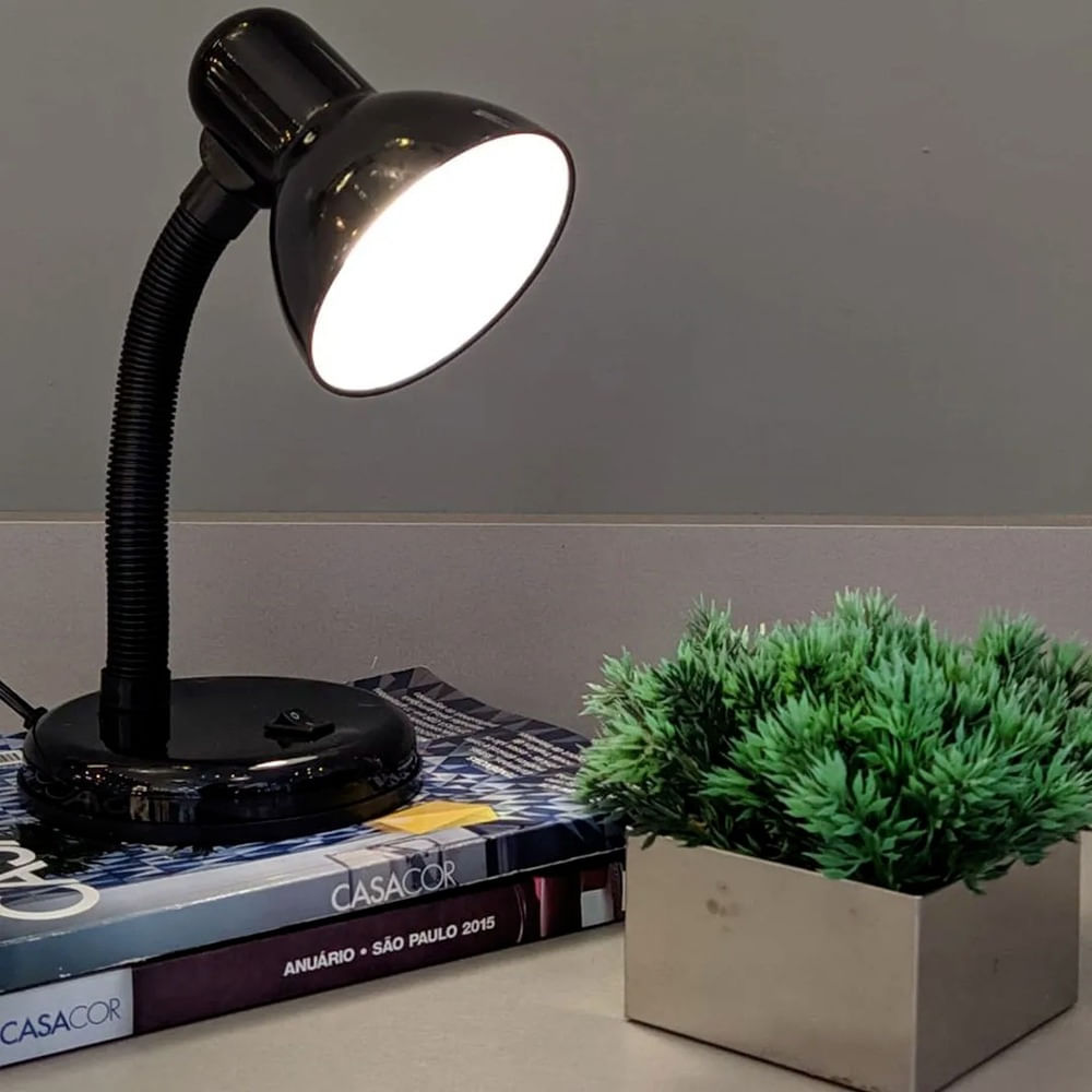 Luminária de mesa Luminatti 30W preto Viking