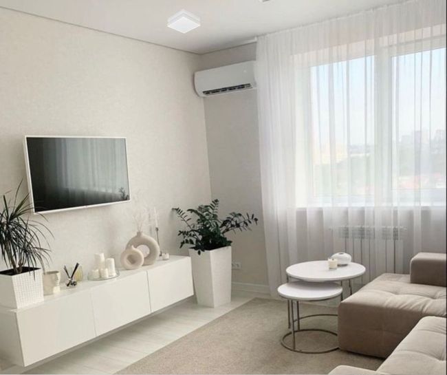 Plafon quadrado Tualux para 1 lâmpada 20W Bilbão 18x18cm branco