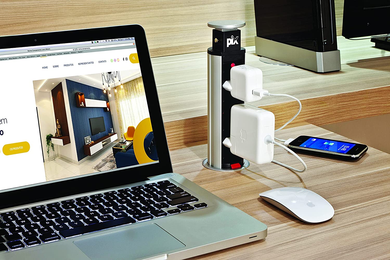 Torre de Embutir Com 3 Tomadas PIX  16A 240V Preto e Cinza.