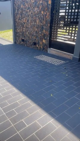 Piso Rochedo Cinza Esmaltado 26,1X12,5 cm Caixa com 2 m² Acetinado Pierini