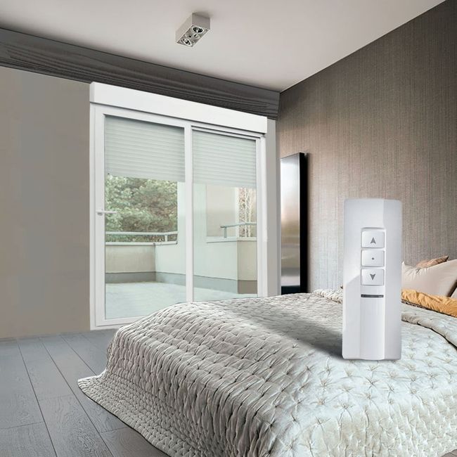 Porta-Correr-Integrada-Pvc-2-Folhas-Moveis-230X150-Vliso-Temperado-Com-Cremona-Motor-Controle-Remoto-Brimak-2605627-3
