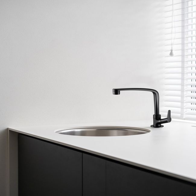 Torneira-Cozinha-Mesa-1167-F71-Flatt-Preto-Fosco-Lorenzetti-2618796-1