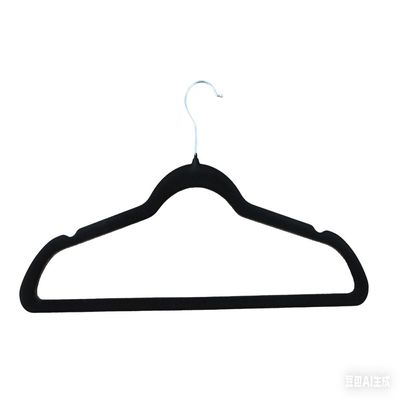 Kit-Com-10-Cabides-Velvet-Pretso-Com-Gancho-Em-Metal-Coisas-Coisinhas-2618290-1