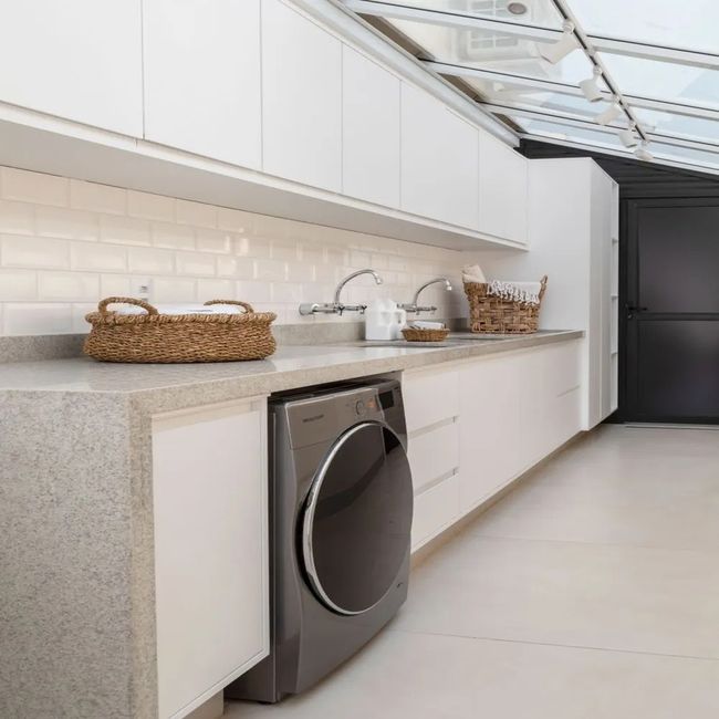 Porcelanato Munari Branco Acetinado 60X60Cm Retificado Caixa 1,8m² Eliane