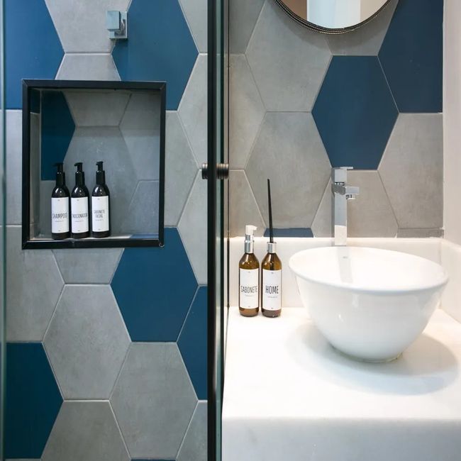 Revestimento Para Piscina Azul Acetinado Hexagonal 22,3 cm Grés Bold Atlas