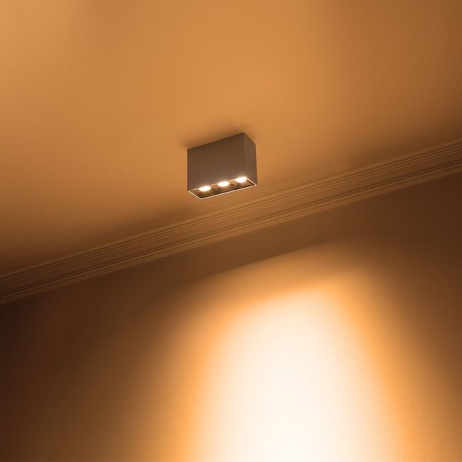 Spot-Iris-Led-Sob-3000K-BrancoPreto-6W-Blumenal-2632985-1