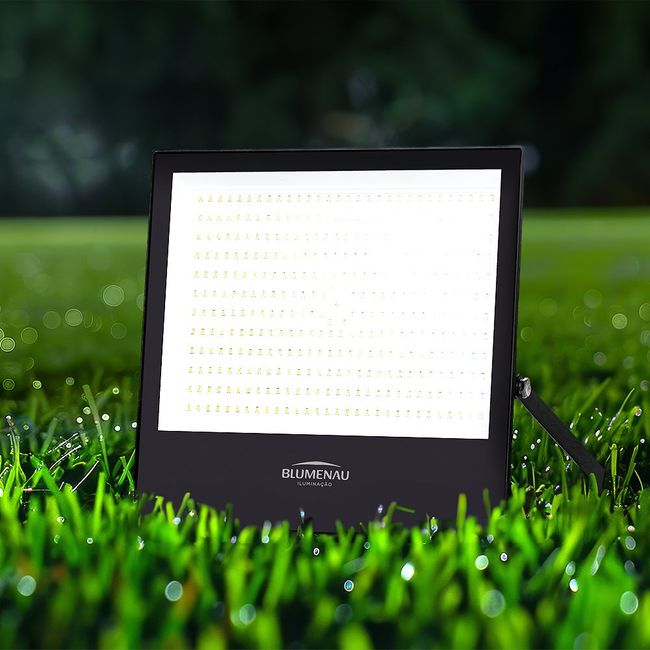 Refletor-Led-Play-300W-Ip66-Aluminio-Quadrado-Bivolt-6500K-Preto-Blumenau-2629429-1