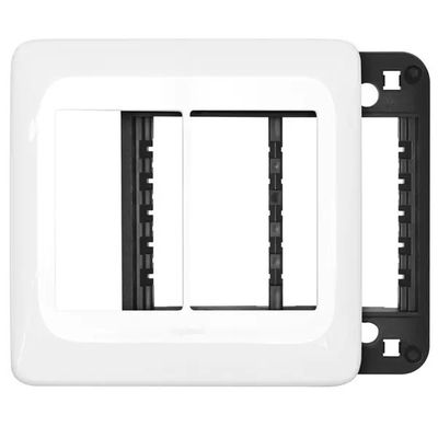 Placa-Com-Suporte-33-Posto-Juntos-4x4-Branco-Pial-Pop-2308134-1
