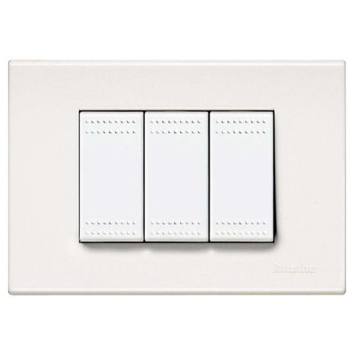 Placa-4x2-3-postos-branco-Light-Bticino