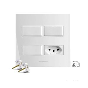 Interruptor 4x4 triplo simples com placa e tomada 10A Inova Alumbra