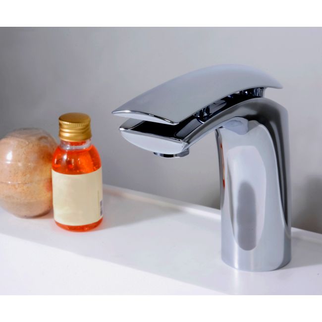Misturador-monocomando-de-mesa-para-banheiro-com-bica-baixa-Flip-Perflex-1580833