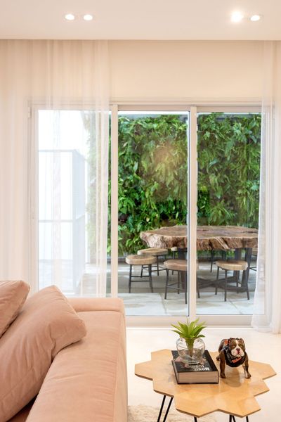 Porta-de-correr-3-folhas-direita-216x160cm-branca-Sasazaki-1530356